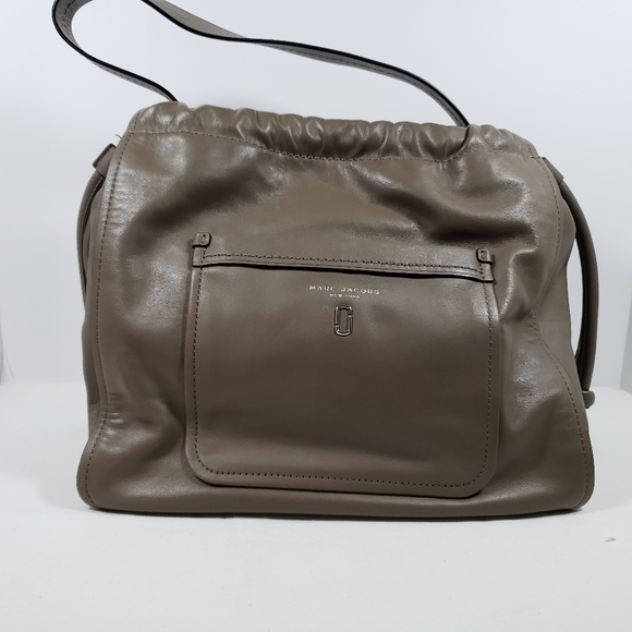 Marc Jacobs Handbags - Marc Jacobs Mushroom Bucket Bag